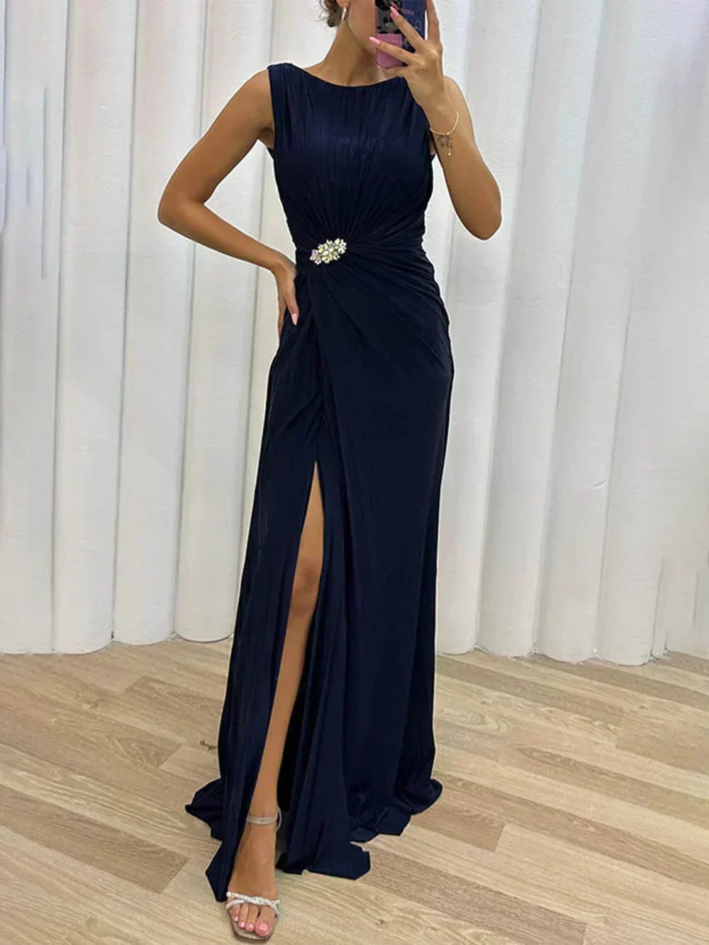 Amelia™ | Long Pleated Dress
