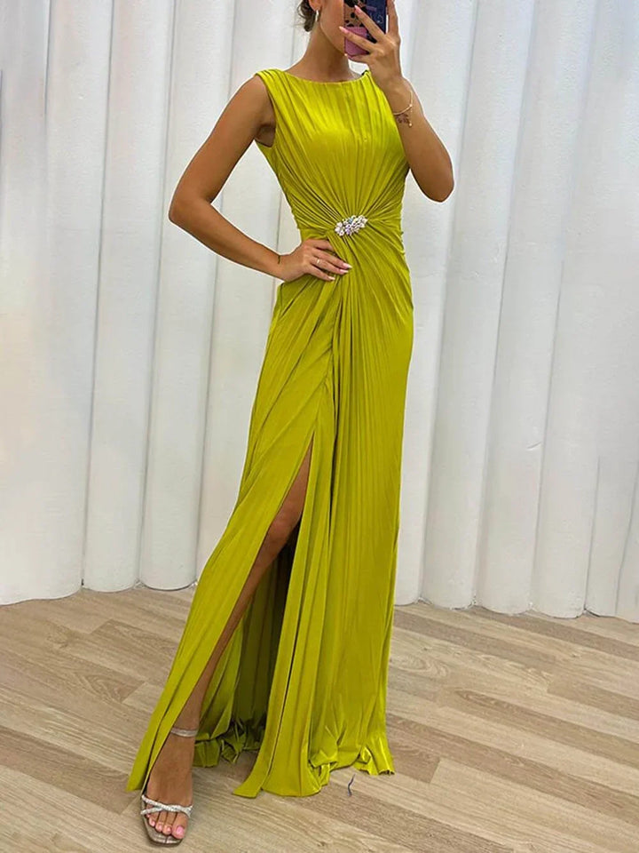 Amelia™ | Long Pleated Dress