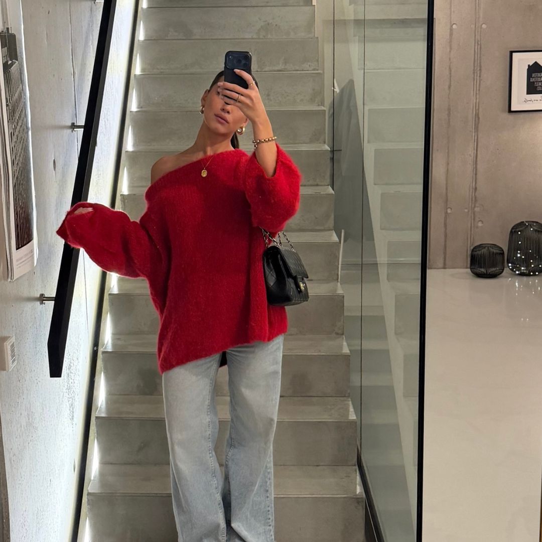 Jane | Ultra-Soft Off-Shoulder Knit