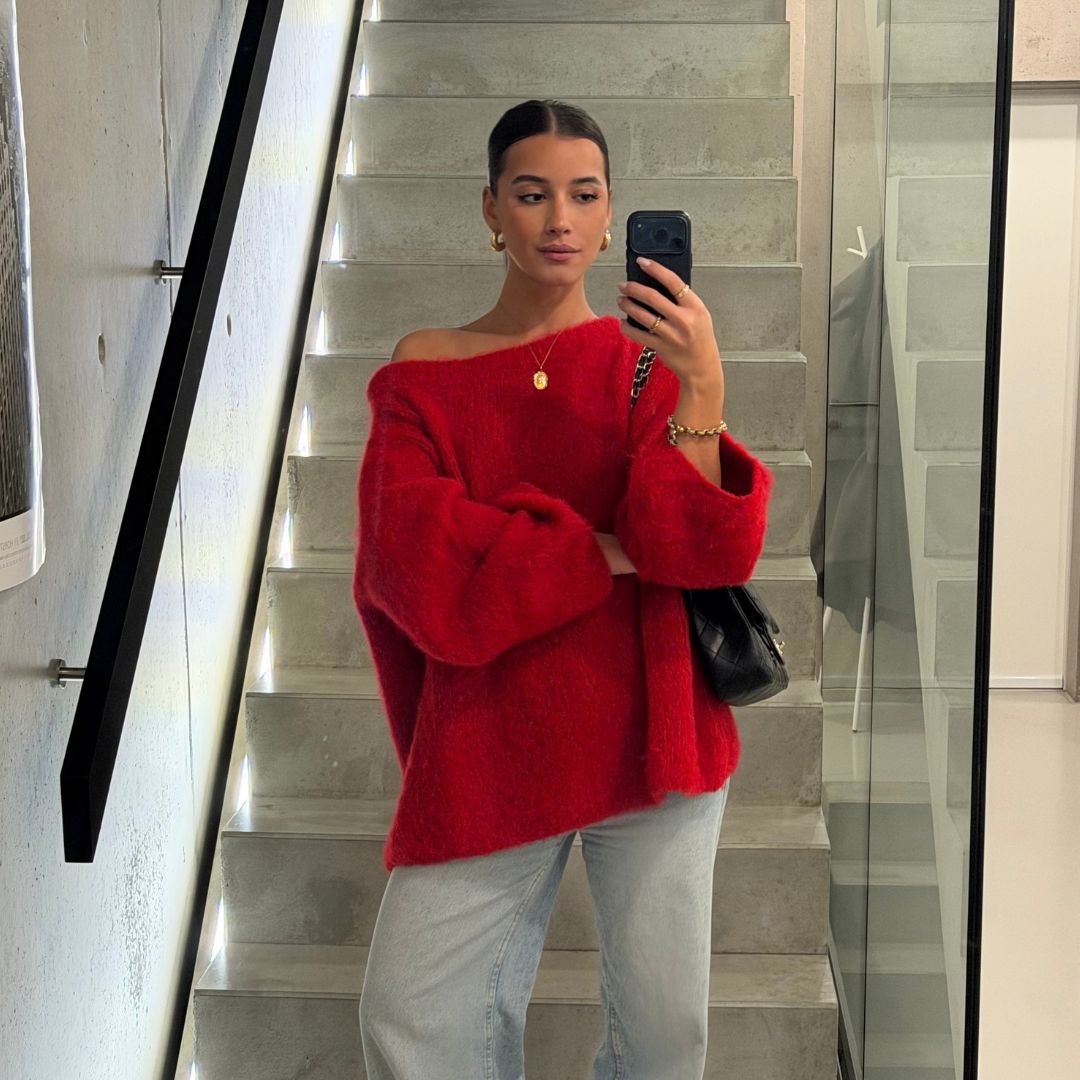 Jane | Ultra-Soft Off-Shoulder Knit