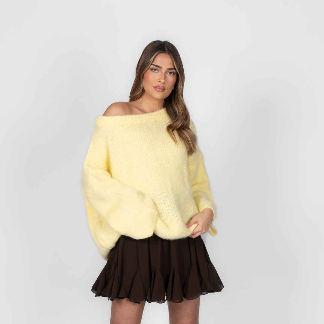 Jane | Ultra-Soft Off-Shoulder Knit