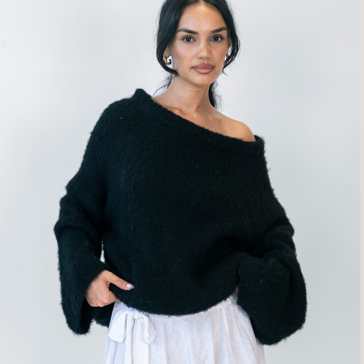 Jane | Ultra-Soft Off-Shoulder Knit