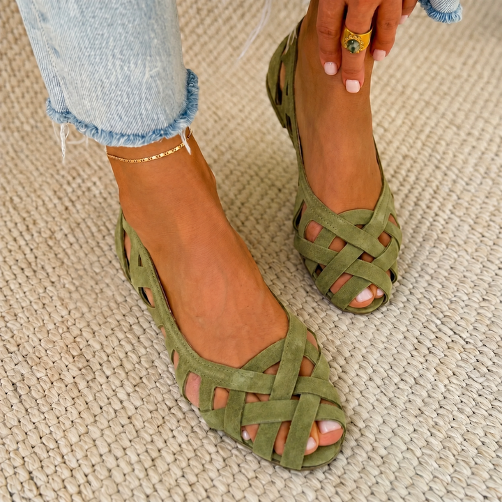 Jenefer™ Lightweight Comfort Sandals.