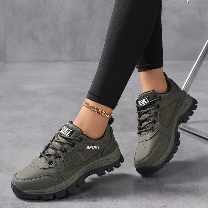 Merel – Lightweight trail sneaker with reliable grip