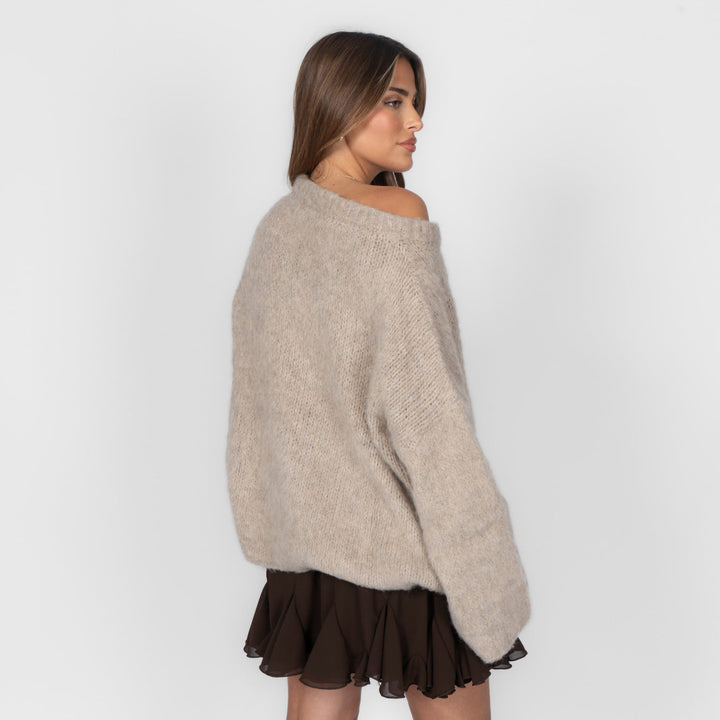Jane | Ultra-Soft Off-Shoulder Knit