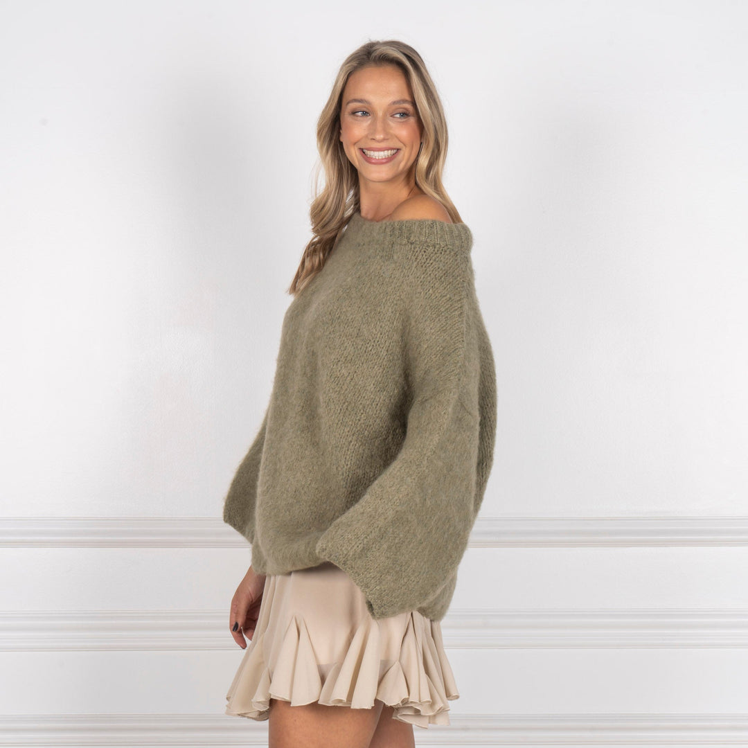 Jane | Ultra-Soft Off-Shoulder Knit
