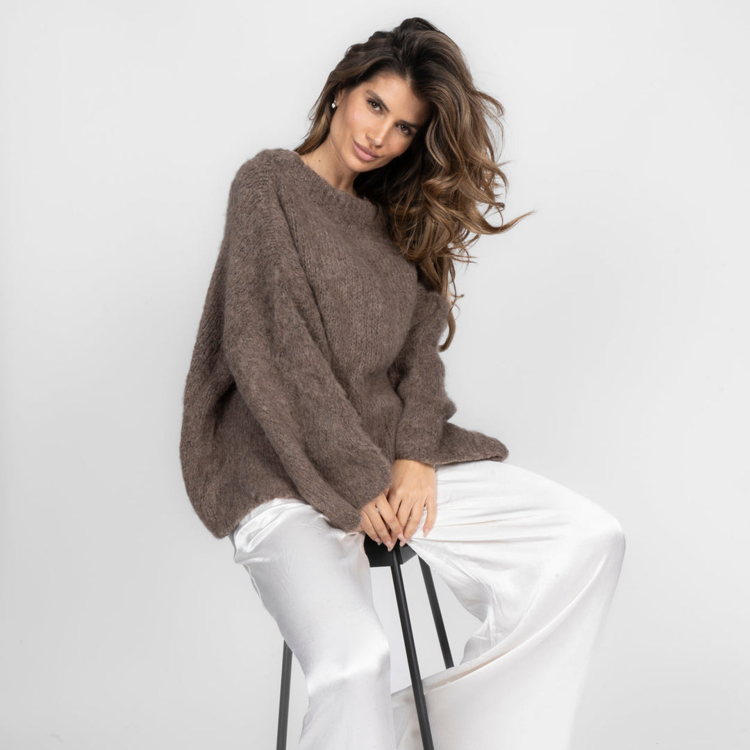 Jane | Ultra-Soft Off-Shoulder Knit