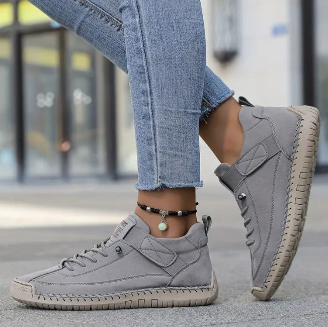Mia – Comfortable &amp; Supportive Sneakers