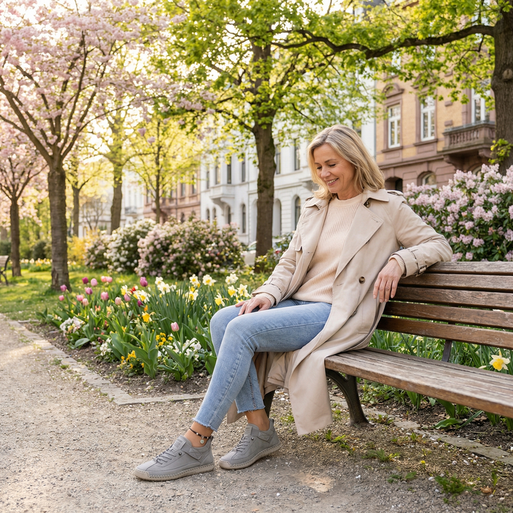 Mia – Comfortable &amp; Supportive Sneakers