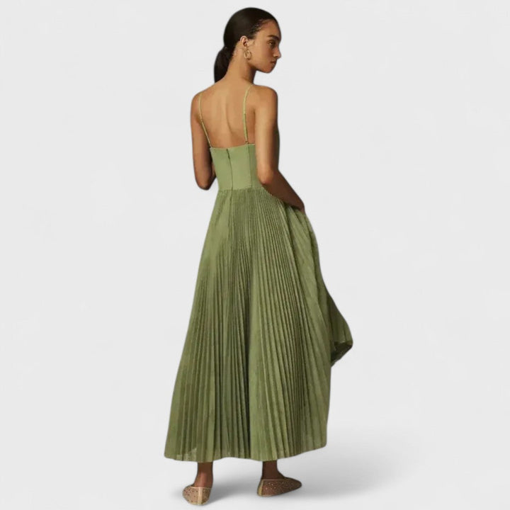 Isabella | Premium Midi Dress in Pleated Tulle